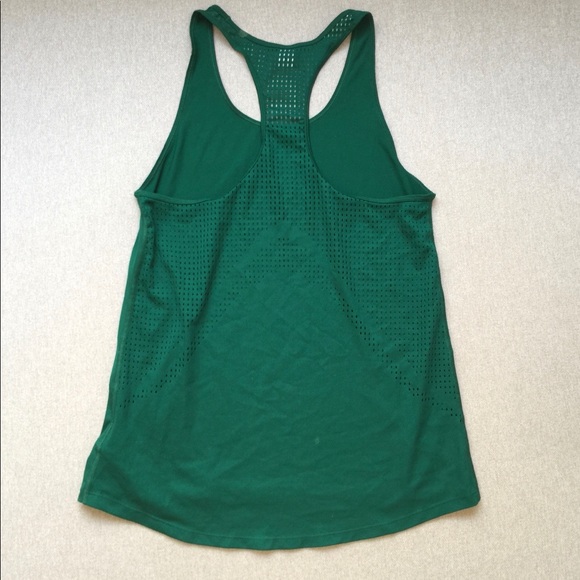 NWOT Gapfit Lasercut Athletic Tank in Jade - Picture 1 of 4